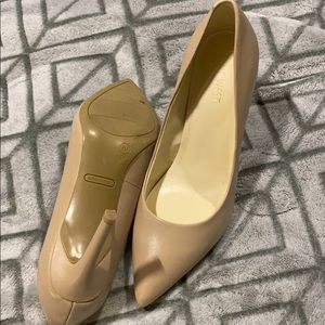 Nine West size 8 nude heels